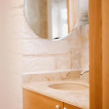 Pietraluna Luxury Bed & Breakfast