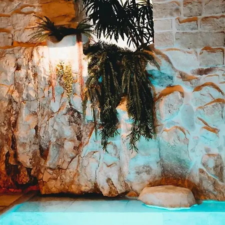 Pietraluna Luxury 住宿加早餐酒店 焦维纳佐