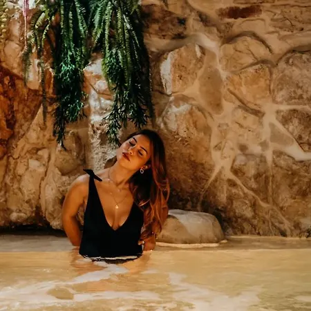 Pietraluna Luxury ג'ובינאצו
